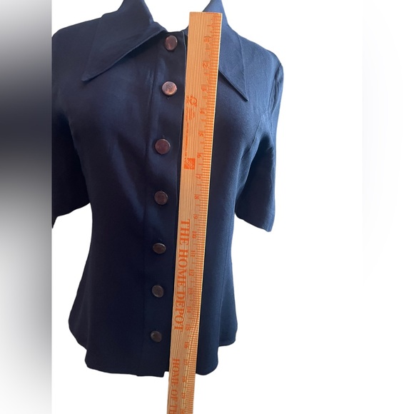 Vintage Karl Lagerfeld made in France size 40 navy blouse. Very good condition - Picture 5 of 12